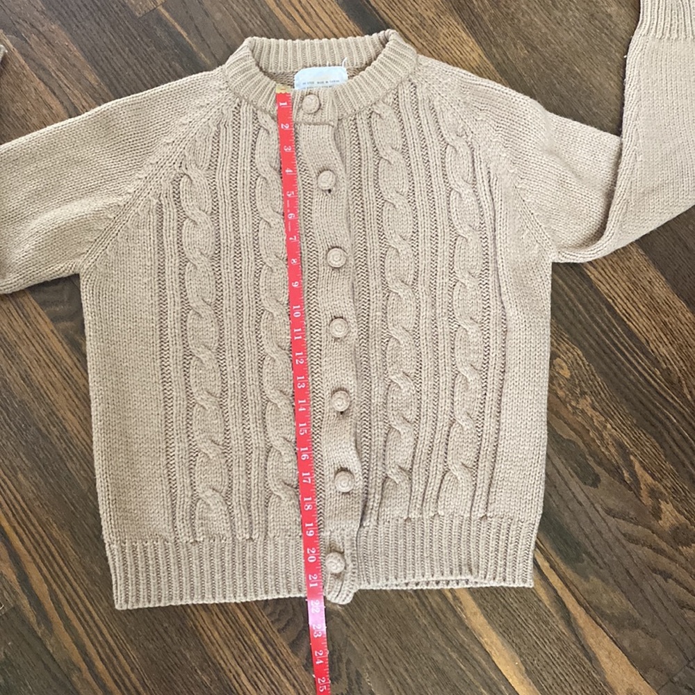Exclusive Imports Vintage Sweater - Picture 10 of 11